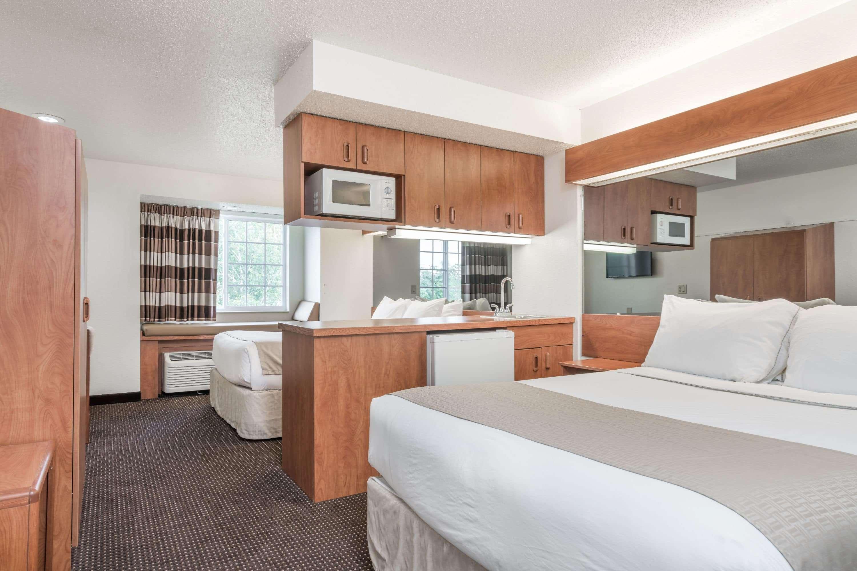 Microtel Inn & Suites By Wyndham Rice Lake Luaran gambar