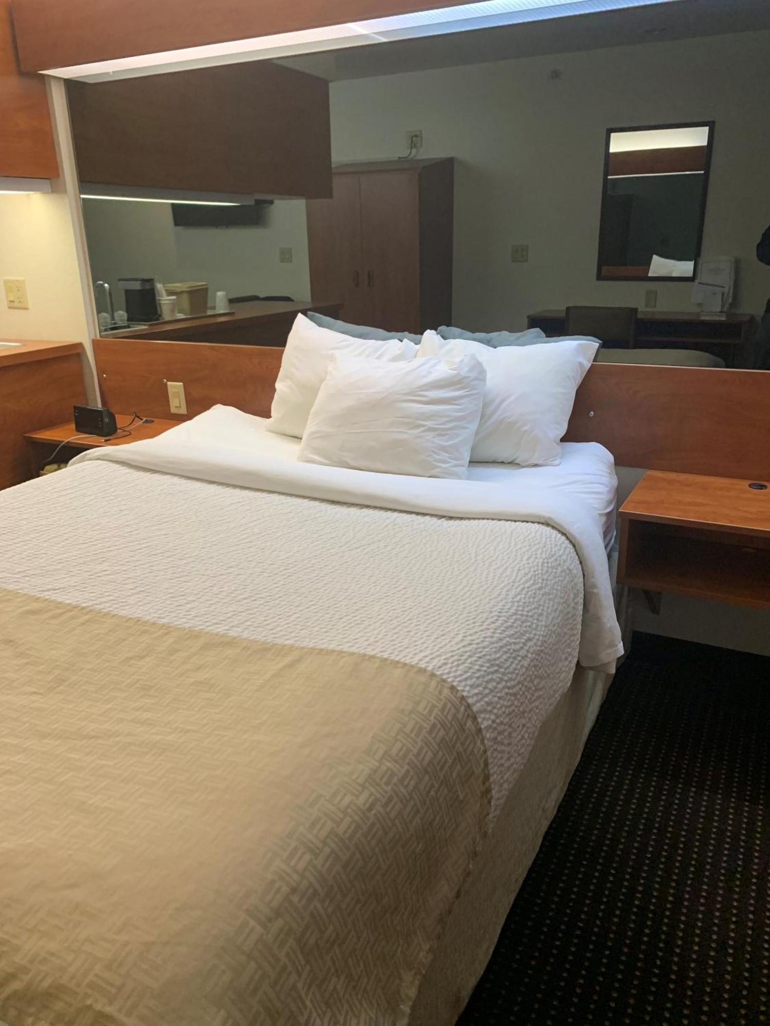 Microtel Inn & Suites By Wyndham Rice Lake Luaran gambar